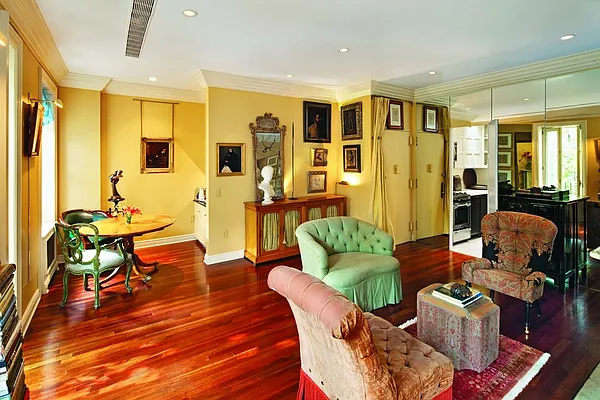 Sold by Stribling | media 26