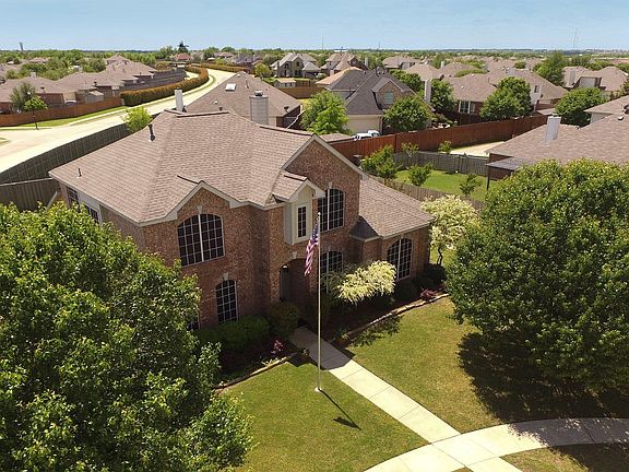 3rd image of 2591 Daybreak Dr