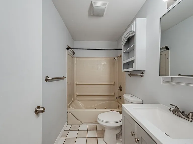 615 Breen Dr — Photo 20