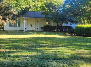 1864 Lone Pine Rd, Bloomfield Hills, MI 48302