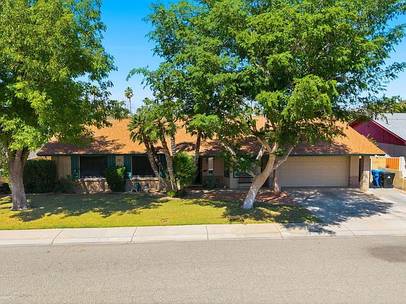 2nd image of 508 E MURIEL Drive