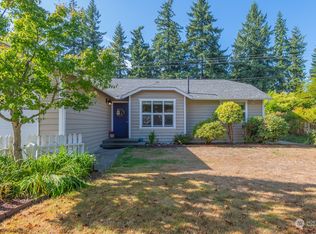 19555 NE Norrland Ln, Poulsbo, WA 98370