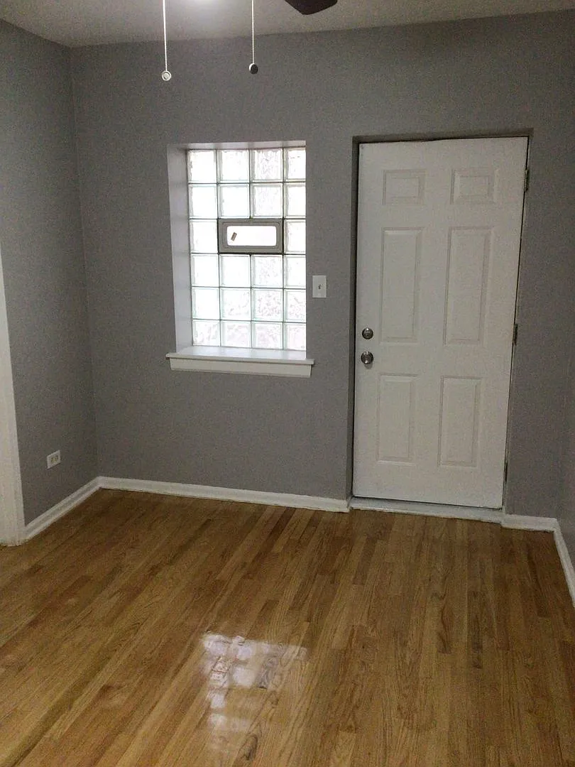 7020 S Cregier Ave — Photo 1