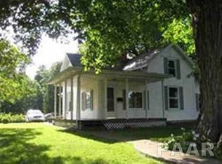 604 N Main St, Eureka, IL