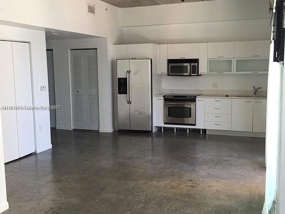 4th image of 133 NE 2nd Ave APT 2110