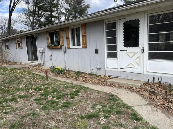 3387 West 3rd Lane, Oxford, WI 53952