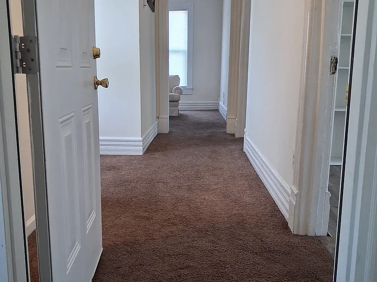 1625 Coleman Ave — Photo 5