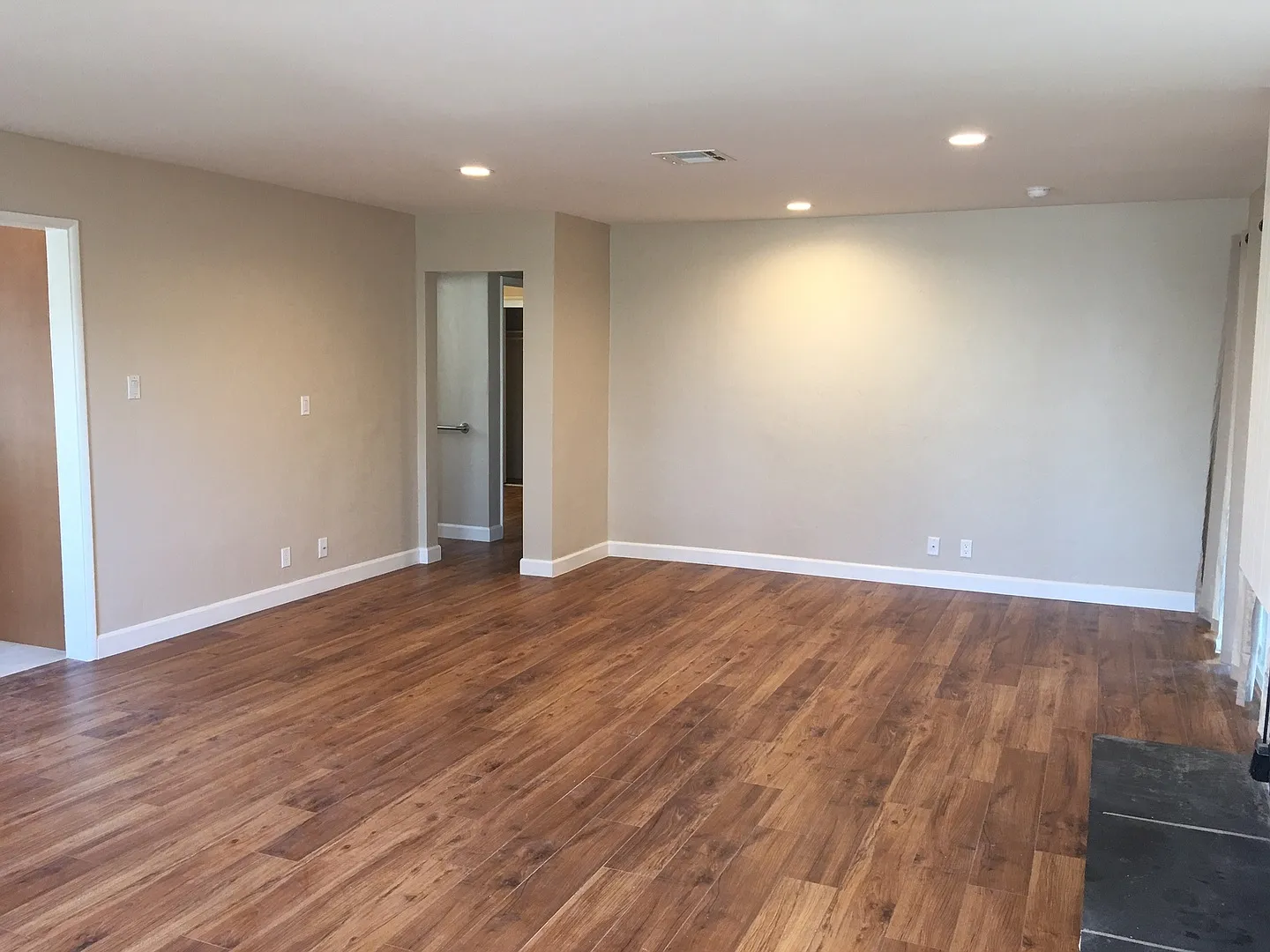 Welcome Home! South Torrance Gem! — Photo 2