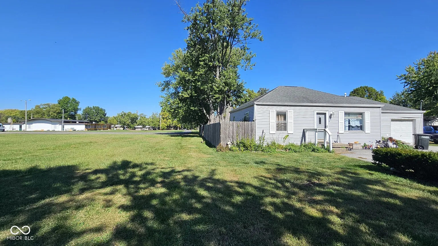 5312 W Mooresville Rd photo 1