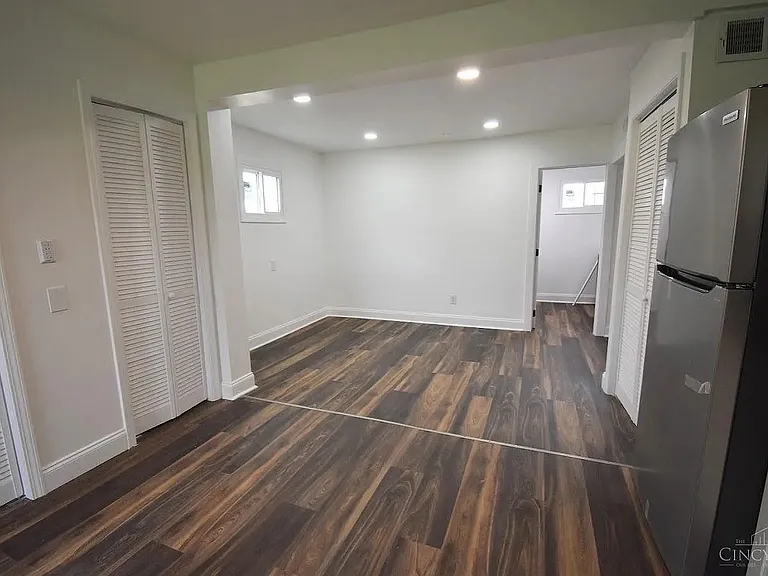 302 W Main St #2 — Photo 1