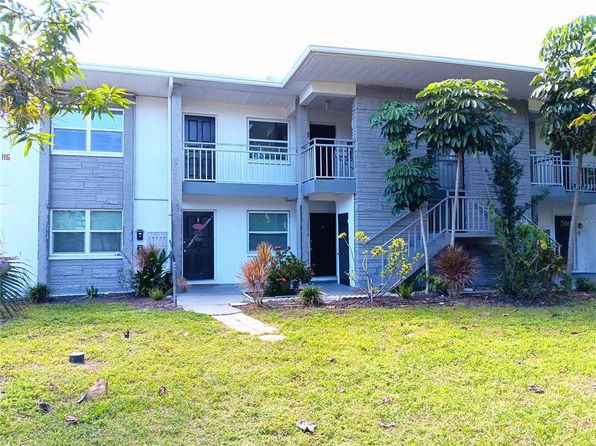 116 SW Jefferson Cir N #7