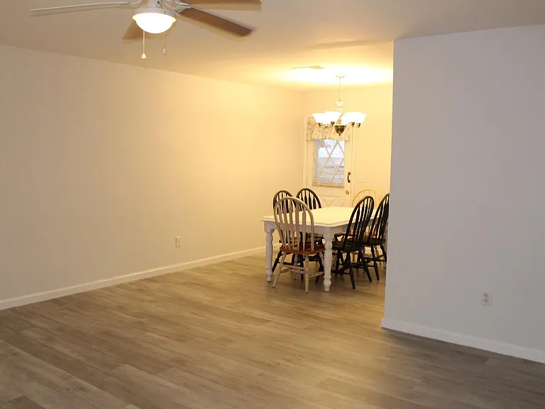 3238 Meadow St — Photo 43