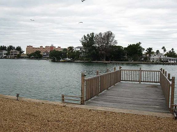 4th image of 8700 Gulf Blvd