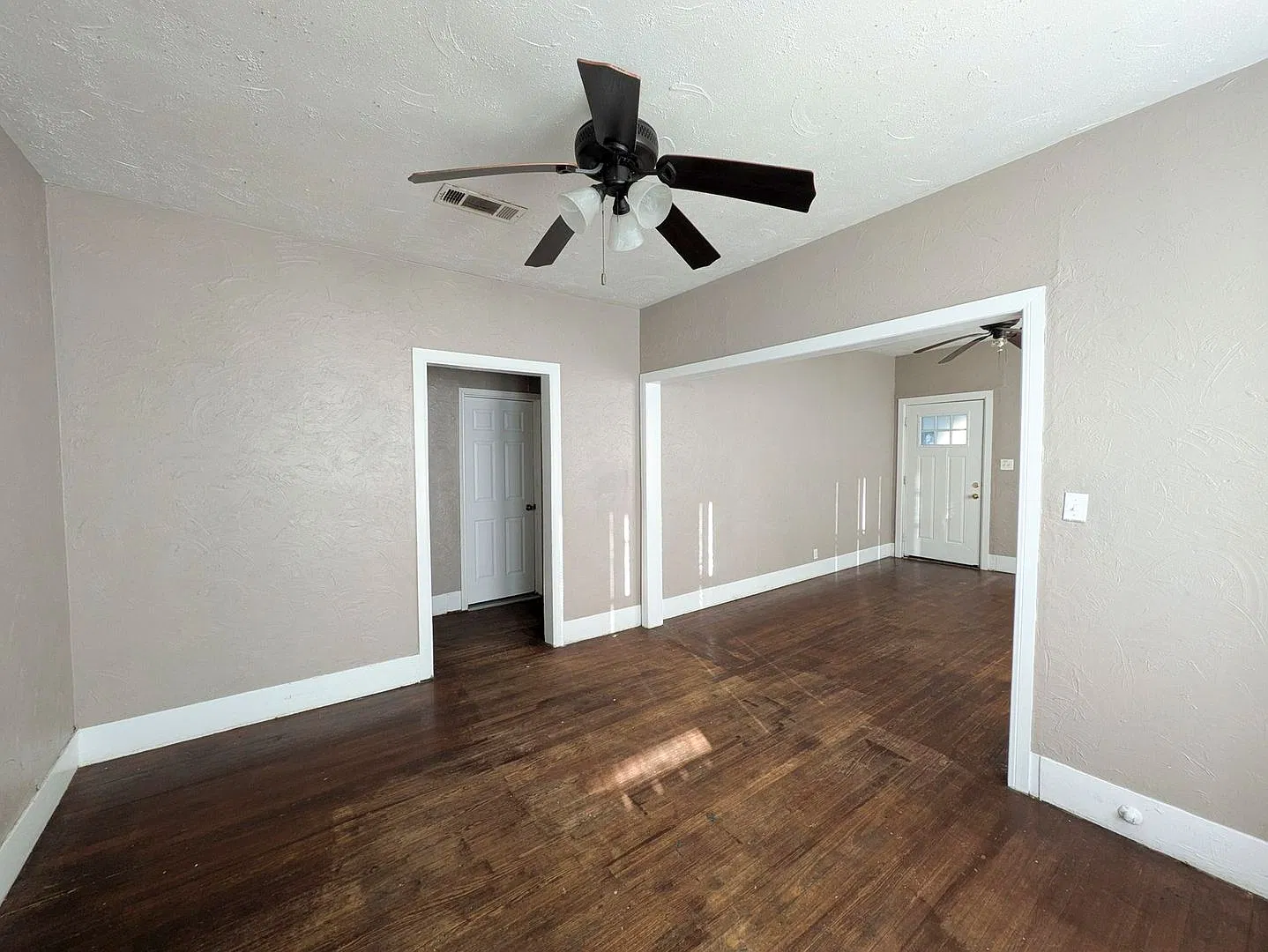 725 Highland Dr, Beaumont, TX 77705 — Photo 4