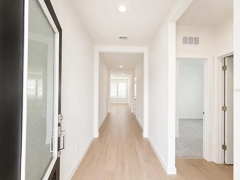 644 Ruth Ave — Photo 10