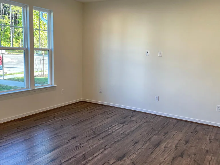 3047 Farmstead Mill Dr — Photo 3