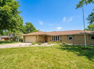 2304 Meadow Way, Anderson, IN
