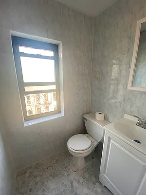 Rented by Swythe, Inc. | media 24