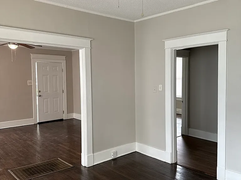 3528 Bowen Ave — Photo 4