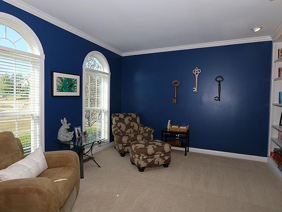 5th image of 406 Creekborough Ct