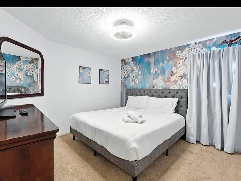 8520 Sunrise Key Dr — Photo 21