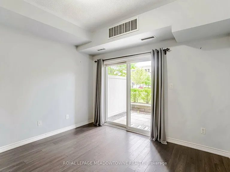 570 Lolita Gdns #119 — Photo 12