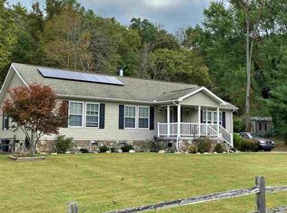 3552 Grassy Fork Rd, Hartford, TN 37753