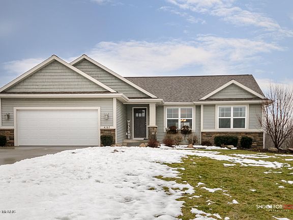 2nd image of 4387 Oakland Hills Dr