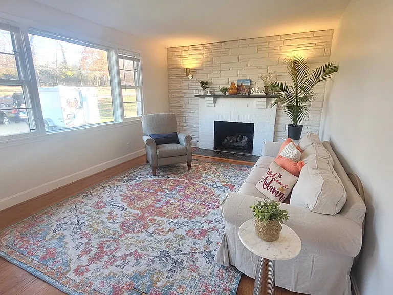 7109 Peachtree Rd — Photo 9