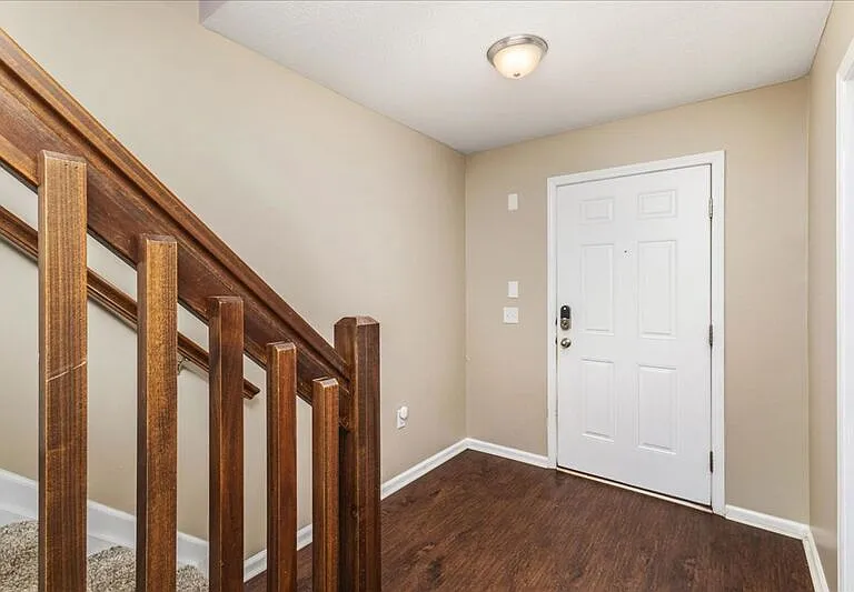 7208 Billy Goat Dr #NEW ALBANY — Photo 4