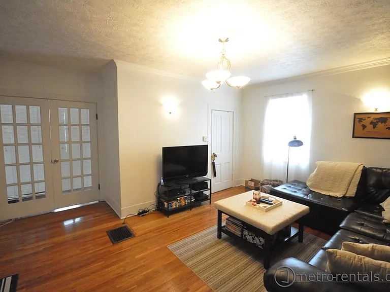 514 S 3rd Ave — Photo 6