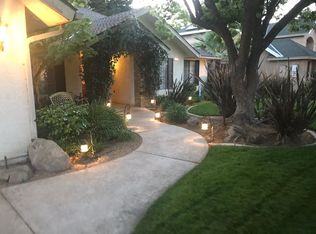 7729 N 9th St, Fresno, CA