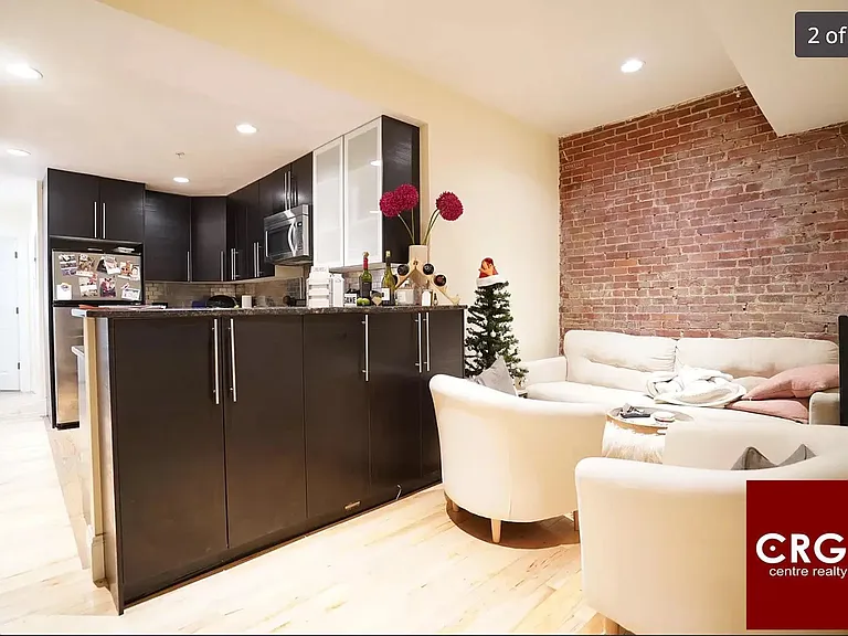 1203 Beacon St #2 — Photo 2