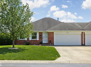 389 Vinewood Dr N, Brownsburg, IN 46112