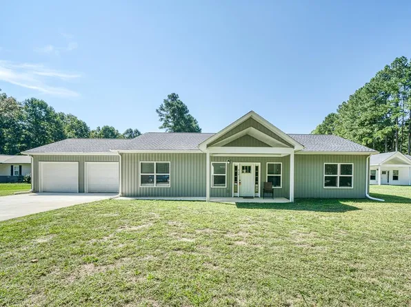 419 Adams St, Sparta, TN 38583