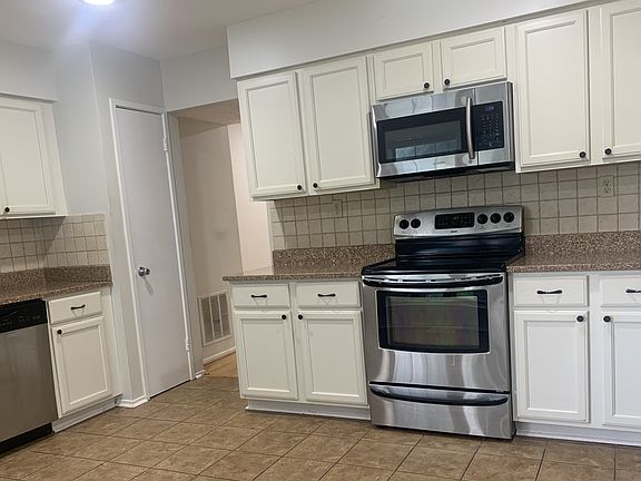 Kitchen 2 _08042023