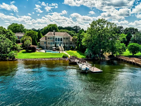 1252 Morning Shore Dr, Lexington, SC 29072