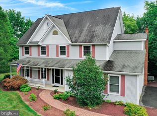 632 Red Dale Rd, Orwigsburg, PA 17961