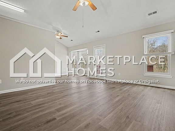4th image of 3028 Dairy Farm Dr