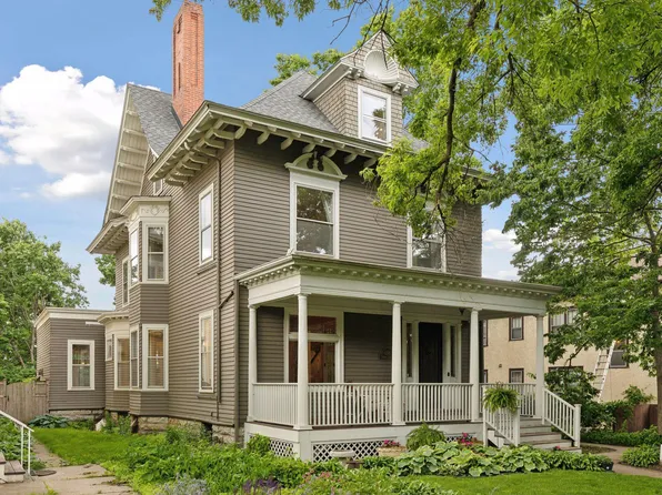 656 Summit Ave, Saint Paul, MN 55105