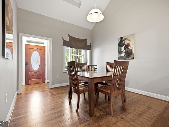 5th image of 1515 Liberty Ln