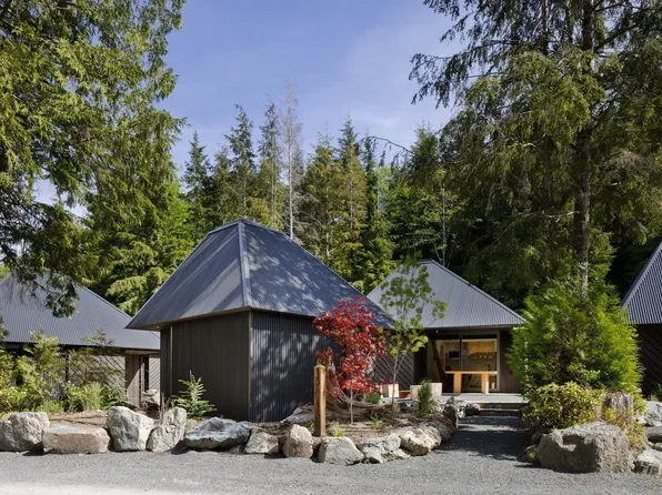 6504 Powder Main Rd #13a & 13b, Pt Renfrew, BC V0S 1K0