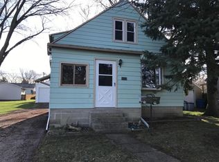 1411 S 9th St, Watertown, WI 53094