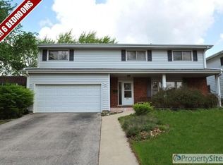 200 June Ln, Lombard, IL 60148