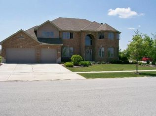 22620 Maddeline Ln, Frankfort, IL 60423