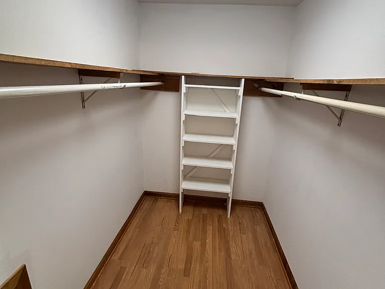 Master Suite walk in closet