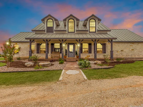 186 Maverick, New Braunfels, TX 78132