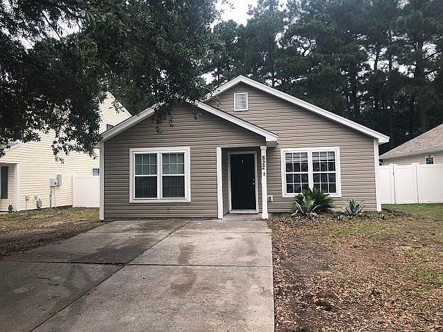 1st image of 822 Silvercrest Dr.