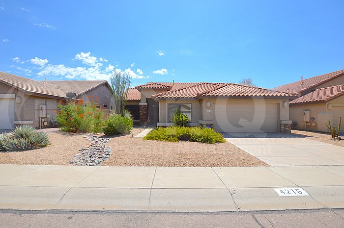 1st image of 4215 E Hamblin Dr