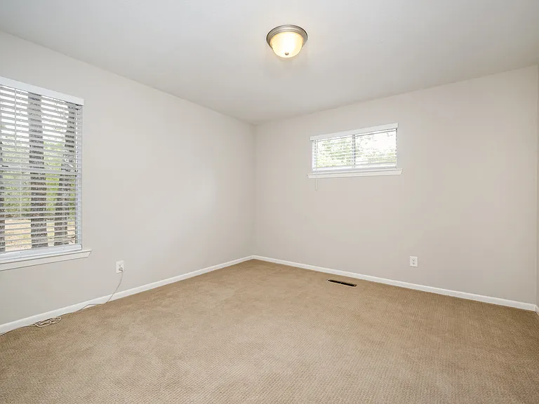 2233 Wood Hollow Rd — Photo 17